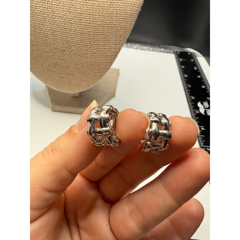 Vintage Silver Tone Basketweave Clip On Hoop Earrings Woven Lattice Chunky 0.75"